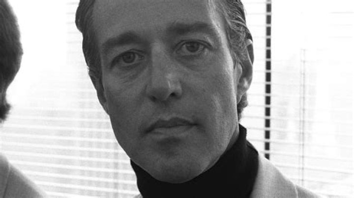 Halston Net Worth - Wealthy Genius