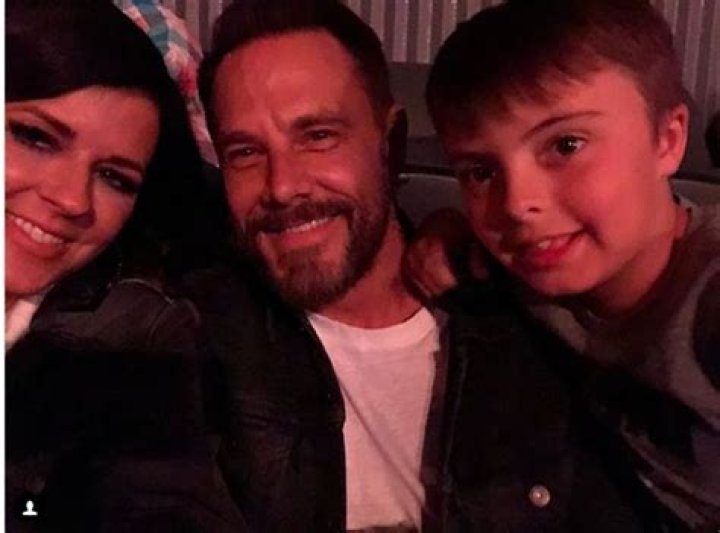 Karen Fairchild Bio Wiki, Net Worth, Parents, Husband, Mother