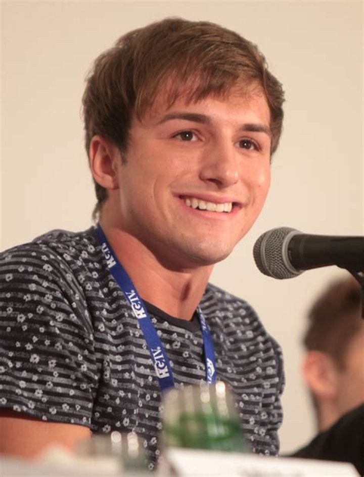 Lucas Cruikshank Net Worth - Wealthy Genius