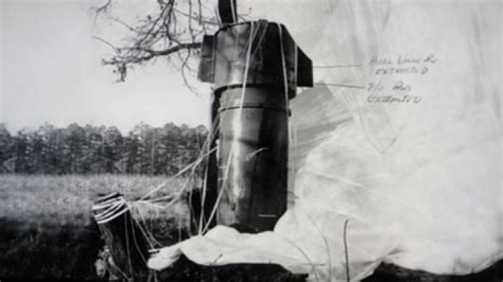MK Ultra: Mind Control, LSD, and CIA Secret Experiments