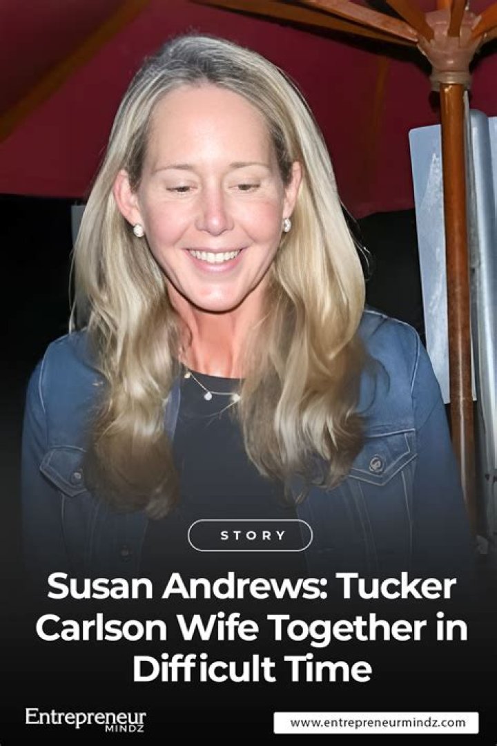 Tucker Carlson Wife Together in Difficult Time